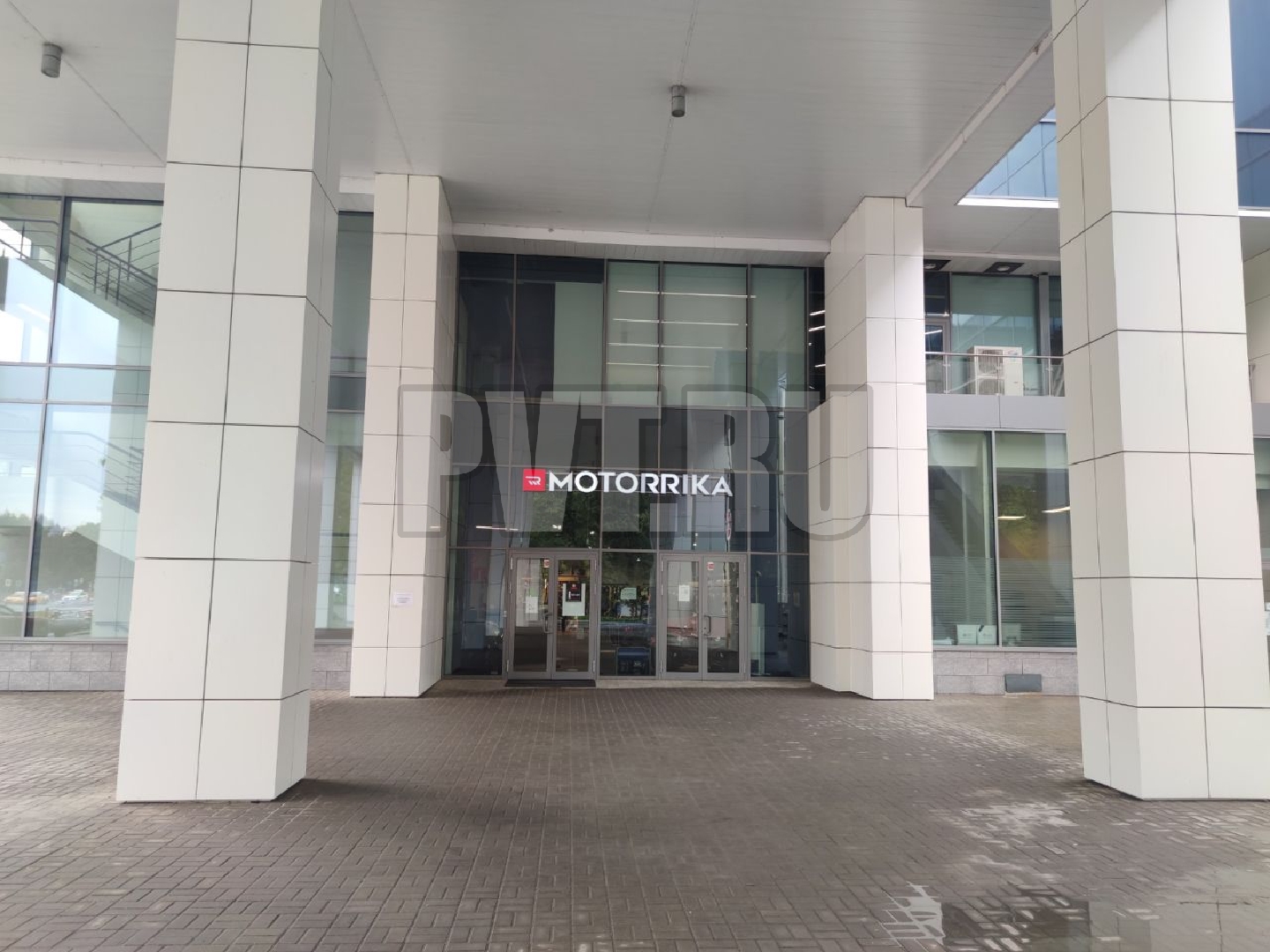 1131782955-6.jpg